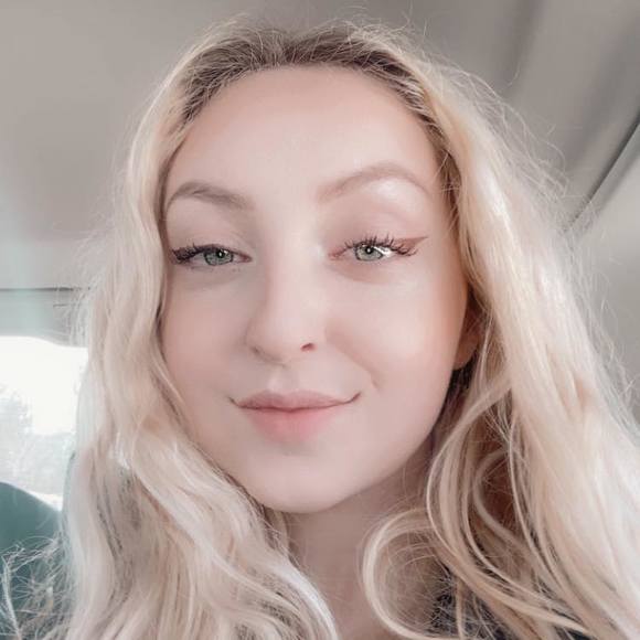 meggy_poo
